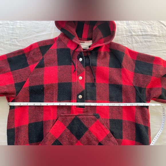 Vintage 70’s wool cropped Buffalo plaid pullover jacket - Picture 7 of 8